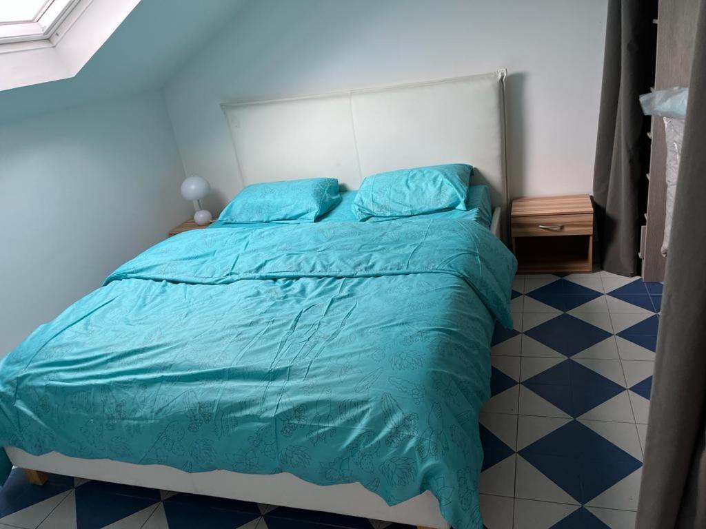Suits & Luxury Appart Paris Montreuil มงเทรย ภายนอก รูปภาพ