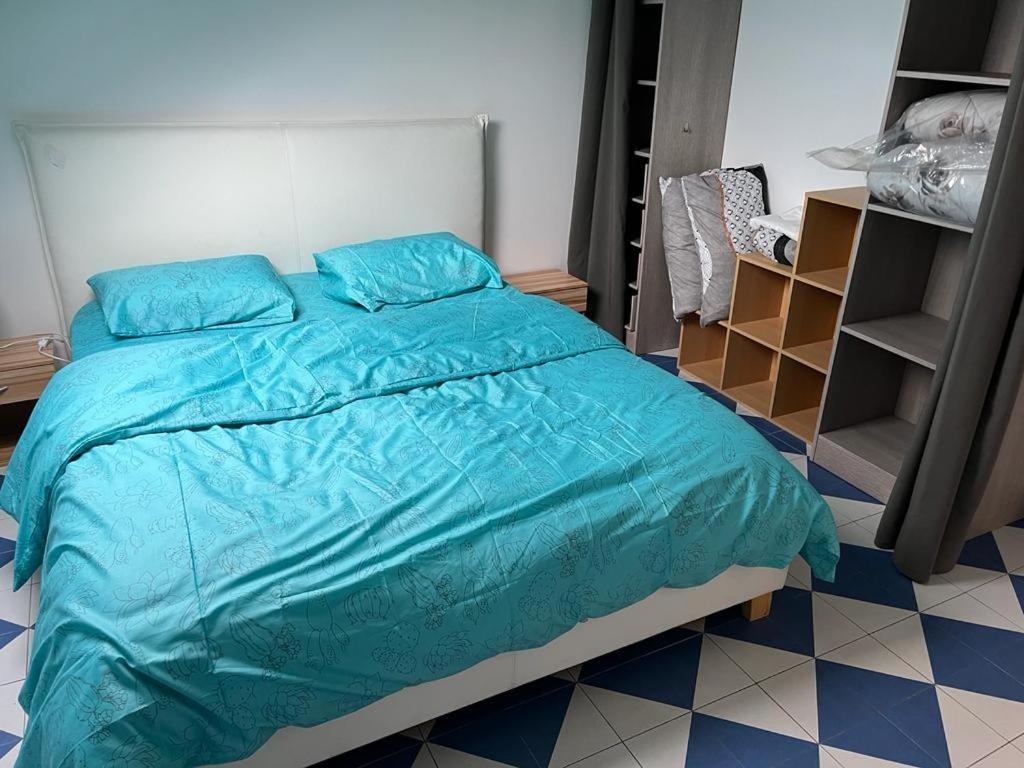 Suits & Luxury Appart Paris Montreuil มงเทรย ภายนอก รูปภาพ