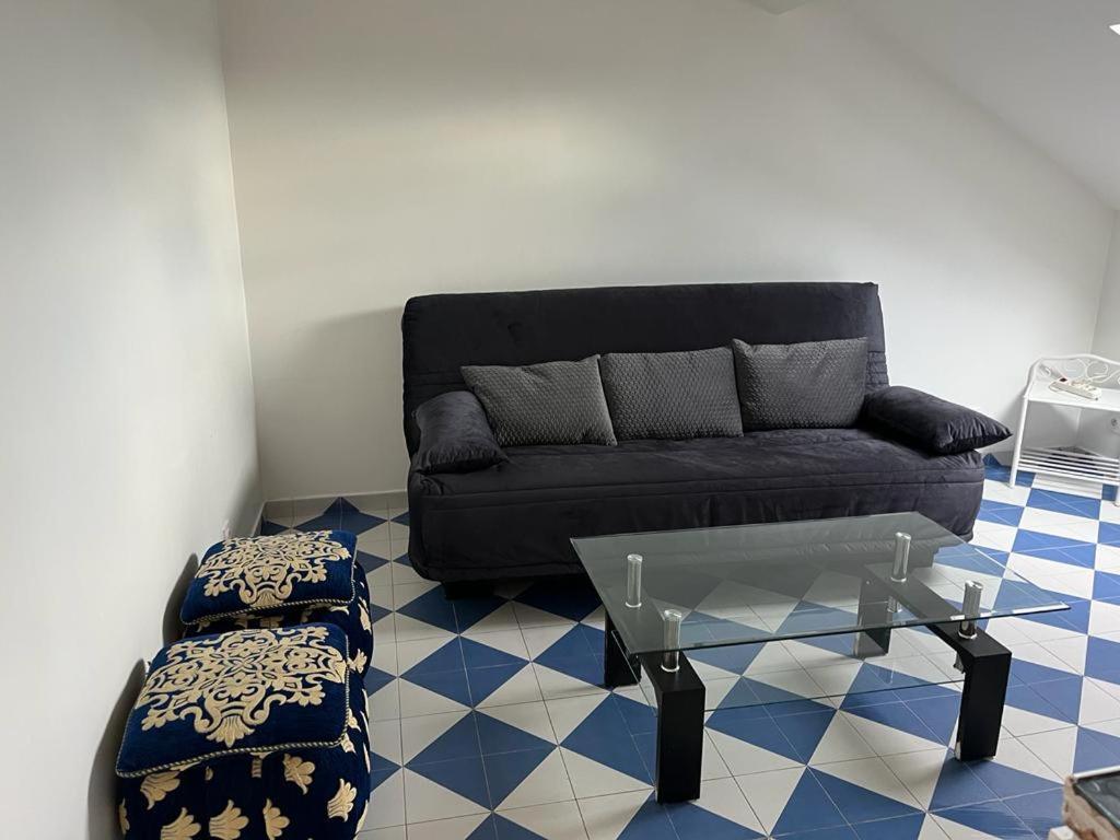 Suits & Luxury Appart Paris Montreuil มงเทรย ภายนอก รูปภาพ