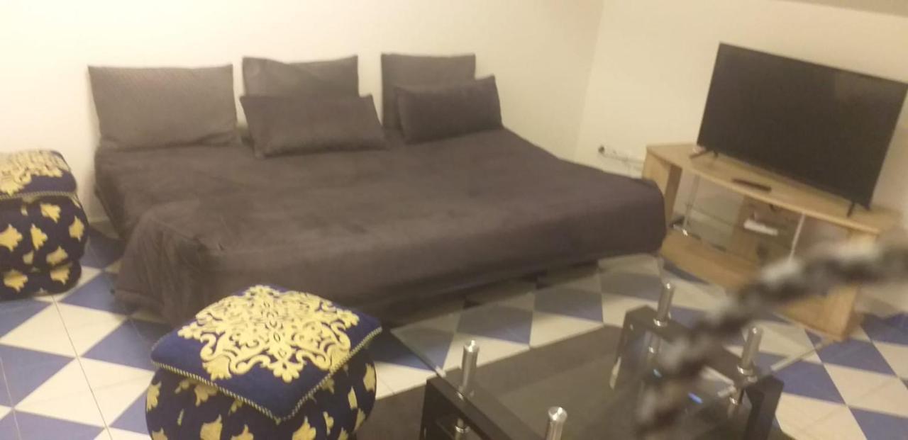 Suits & Luxury Appart Paris Montreuil มงเทรย ภายนอก รูปภาพ